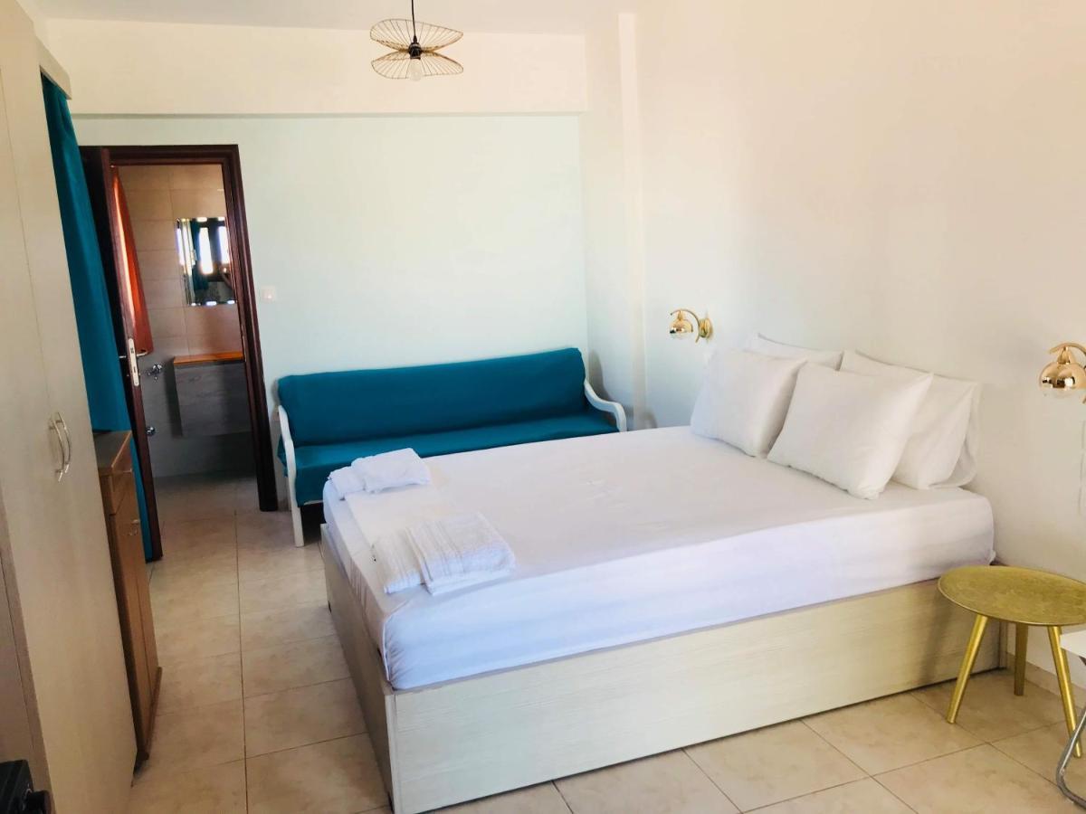 Golden View Apartments Myrina Limnos ภายนอก รูปภาพ