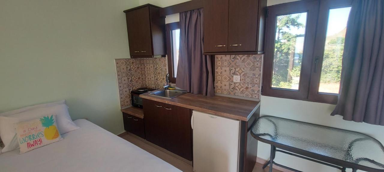 Golden View Apartments Myrina Limnos ภายนอก รูปภาพ
