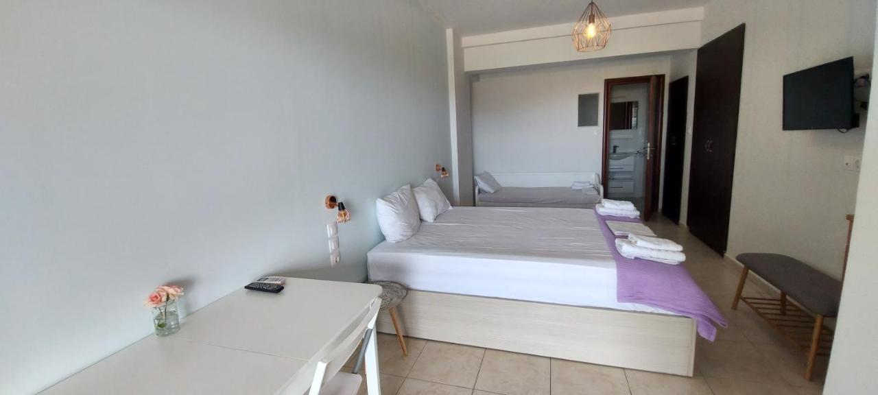 Golden View Apartments Myrina Limnos ภายนอก รูปภาพ