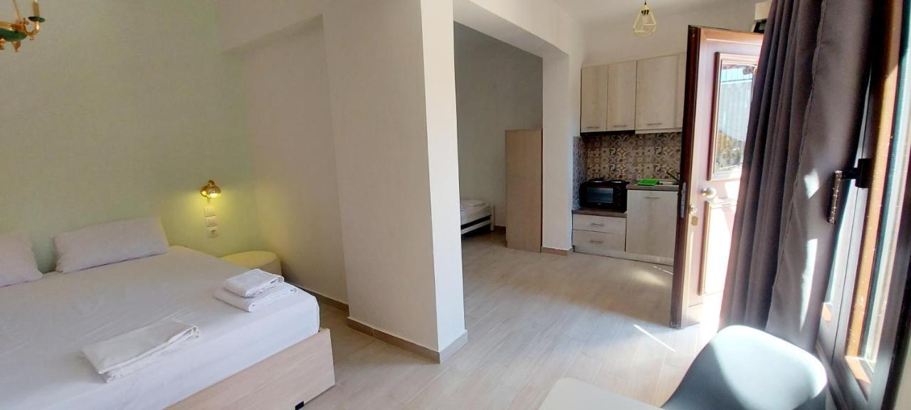 Golden View Apartments Myrina Limnos ภายนอก รูปภาพ